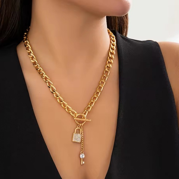 gold Jewelry - Key & Lock Charm Chain Necklace